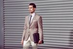 Serviciul Made to Measure pentru costume barbatesti, acum si in Romania!