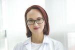 Dr. Daniela Cățănaș: Metode eficiente pentru a trata fruntea &icirc;mbătr&acirc;nită!