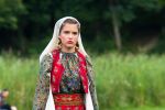 Ambasada Rom&acirc;niei &icirc;n Republica Turcia sărbătorește ia rom&acirc;nească printr-o prezentare de modă de excepție și un eveniment caritabil &icirc;n sprijinul copiilor refugiați sirieni