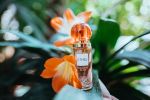 Readu culoarea și magia &icirc;n viața ta cu aroma unică C-THRU Harmony Bliss