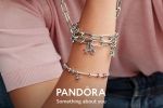 Millie Bobby Brown a contribuit la crearea noilor bijuterii Pandora Me