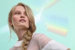 7 recomandări pentru &icirc;ngrijirea părului &icirc;n timpul caniculei