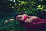 De sărbători, răsfață-te cu cea mai seducătoare lenjerie Victoria's Secret