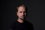 DANIEL NEGREANU JOACa POKER  iN ROMaNIA