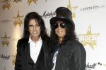 Marii c&acirc;ştigători ai galei Classic Rock Awards 2010.