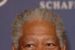 Morgan Freeman asigură vocea naratorului &icirc;ntr-un documentar despre animale.
