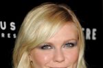 Kirsten Dunst ar putea juca &icirc;ntr-un film despre solista trupei Blondie.