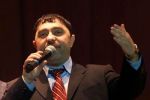 Le Monde: Nicolae Guţă uimeşte prin virtuozitatea sa vocală!.