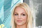 Britney Spears s-a logodit.