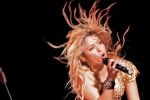 Shakira vine la Bucureşti cu 13 tiruri.