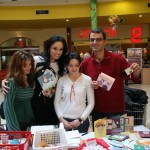 Andreea Marin a intarziat doua ore la vanzarea de martisoare pentru copii cu deficiente!
