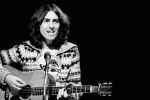 Sir George Harrison &bdquo;&icirc;şi povesteşte&ldquo; viaţa.