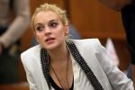 Lindsay Lohan &icirc;l dă &icirc;n judecată pe rapper-ul Pitbull.