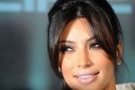 Kim Kardashian s-a căsătorit.