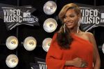 Oficial: Beyonce este &icirc;nsărcinată. C&acirc;ntăreaţa şi-a anunţat sarcina &icirc;ntr-un mod cu ...