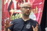 Moby vrea să facă un film porno care să nu &icirc;i intimideze pe bărbaţi.