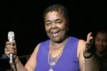 Cesaria Evora &icirc;şi doreşte un concert de retragere la Bucureşti.