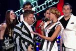Marea finală de la "Vocea Rom&acirc;niei": A &icirc;nceput lupta pentru cecul de 100.000 de euro.