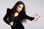 Recenzie: Tarja Turunen vs viscol. De ce merită să &icirc;nfrunţi stihiile naturii.