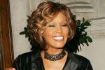 A murit Whitney Houston. Vezi ce a c&acirc;ntat vedeta cu două zile &icirc;nainte să moară.