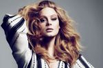 Adele, &icirc;mbrăcată &icirc;n ie rom&acirc;nească, &icirc;ntr-un pictorial pentru revista Vogue.