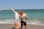Corina, imbracata in ie pe plaja de la Neptun