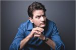 Charlie Sheen &icirc;şi cere SCUZE. Află cui şi pentru ce.