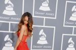 PREMIILE GRAMMY 2013 - Află cine sunt c&acirc;ştigătorii şi cum au arătat vedetele pe covorul roşu.