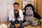 Fostul concurent de la Vocea Rom&acirc;niei, Daniel Max Dragomir, a filmat primul clip din carieră.