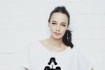 Andreea Raicu a lansat o noua colectie de tricouri