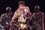 Michael Jackson, agresiv cu cimpanzeul său.