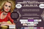 Dana Savuica ii ofera un cadou mamei ei de Sf. Constantin si Elena