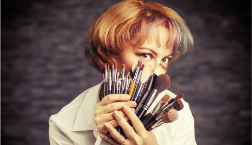 MIRELA VESCAN - in lumea culorilor
