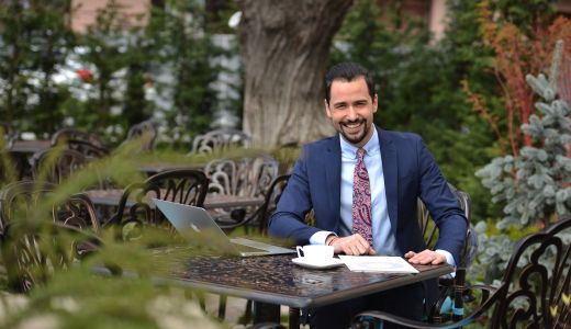 Academia de televiziune si actorie lansata de Alexandru Constantin se inscrie in elita scolilor private din Romania!