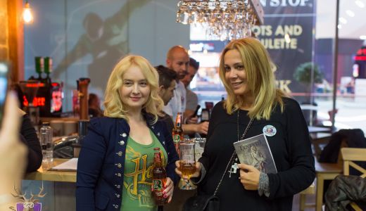 La Timisoara, Dana Savuica a schiat prima data intr-un Mall!