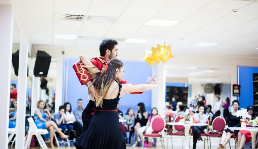 Rezolutiile noului an: O minte relaxata si un corp tonifiat prin dans