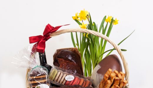 Aromele Paştelui în coşuri artizanale