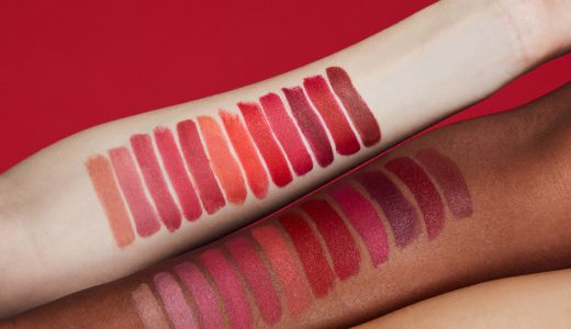 Bourjois lansează Rouge Velvet the Lipstick