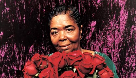 Cesaria Evora isi reia turneul si vine in Octombrie in Romania!