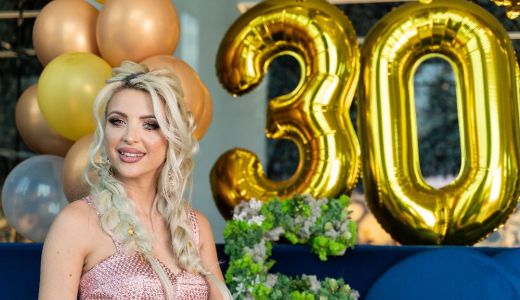 Actrita Sabina Lisievici a primit un Oscar de ziua ei!
