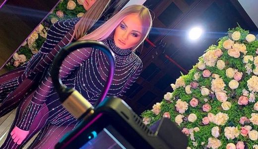 Maria Constantin a lansat piesa “Parfumul tau”