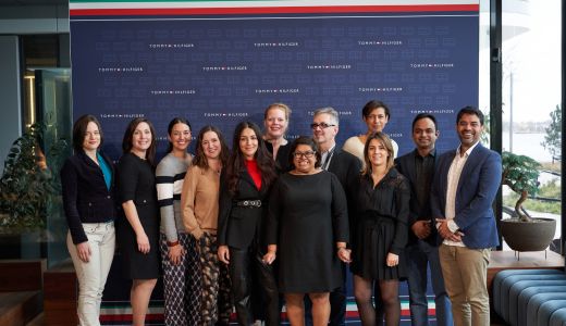 TOMMY HILFIGER INVITĂ ANTEPRENORII SĂ PARTICIPE LA TOMMY HILFIGER FASHION FRONTIER CHALLENGE