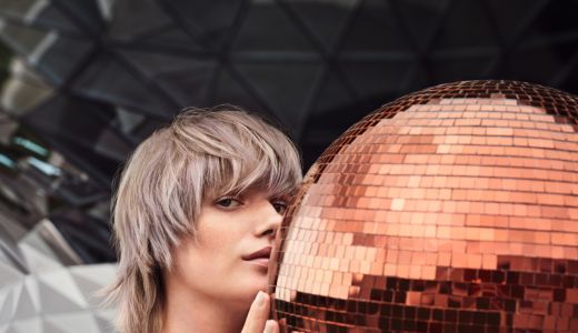 Strălucește! Cu noua colecție Prismatic de la Londa Professional!