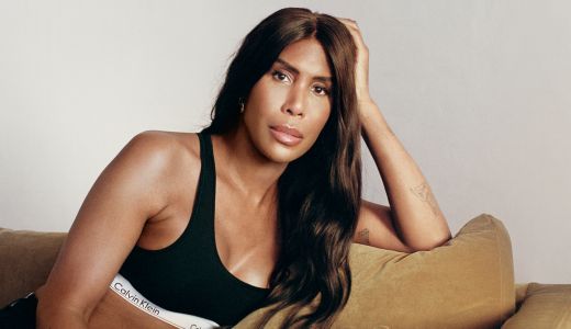 Calvin Klein sarbatoreste momentele definitorii ale calatoriei LGBTQIA + cu campania #proudinmycalvins