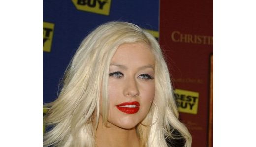 Cher o lauda pe Christina Aguillera