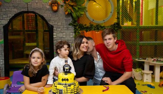 Ela Crăciun lansează de ziua fiului său programul special de parenting ,,De la SOS mama, la ZEN mama”