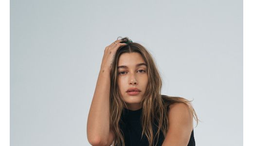 Hailey Bieber: Levi’s® Holiday 2021