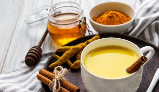 Vegis.ro: Mierea de Manuka, alimentele și cosmeticele organice, preferatele românilor  care își doresc să trăiască sănătos