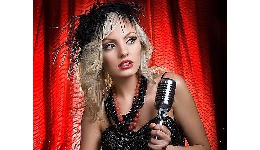 Alexandra Stan cucereste cu piesa “Mr. Saxobeat” si clasamentele internationale!