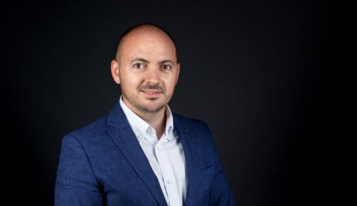 Dragos Popescu, Director General AlumGates: „Intentionam sa devenim un producator major de porti si garduri din aluminiu in Romania”